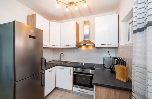 Nin Apartment | a few minutes from the gently sloping sandy beach, child-friendly, quiet, well-kept