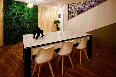 Coulogne House | A Fleur de Spa : Maison chaleureuse avec spa privatif et billard.