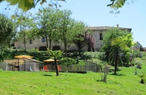Lavaur Cottage | A former coach inn in the XVII, in the heart of the country cocaine