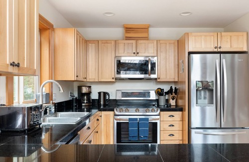 Langley Cabin | A-frame at Goss Lake