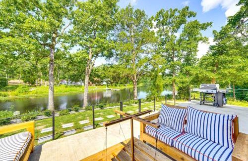 Malakoff House | A-Frame Cabin w/Deck Near Cedar Creek Lake