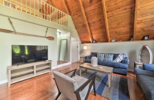 Benton House | A-Frame Cabin w/Hot Tub, Walk to Kentucky Lake!