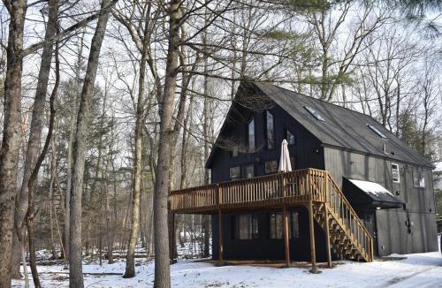 East Stroudsburg Ski Chalet | A-Frame Chalet Lodge With Fire Pit Near Shawnee