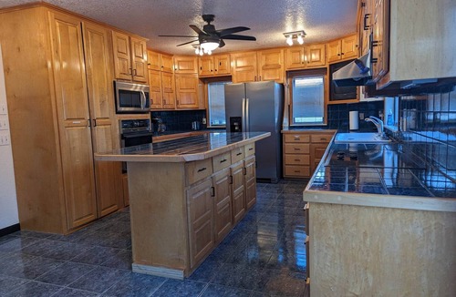 Kingston Cottage | A Frame Cottage on 3 Acres at Beautiful Lake Texoma