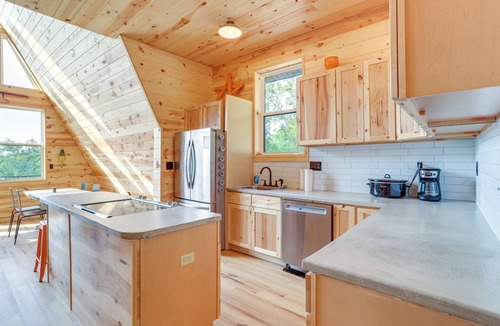 Hardy Cabin | A-Frame Hardy Cabin w/Spring River Views!