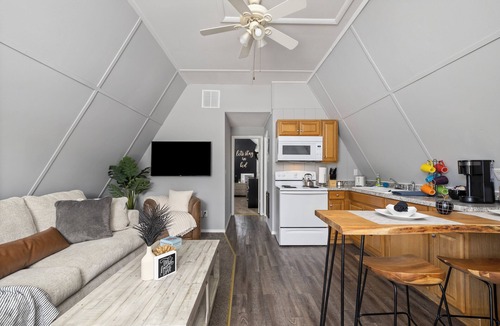 Lampe Resort | A-frame Hideaway for 2.