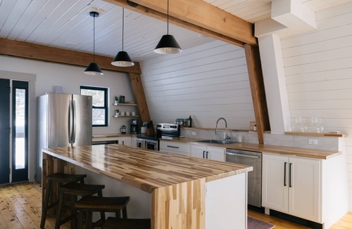 Lisbon House | A-Frame, Hot Tub, Cannon/Loon, Snowmobile Trail, Firepit, EV, Pets, Hiking
