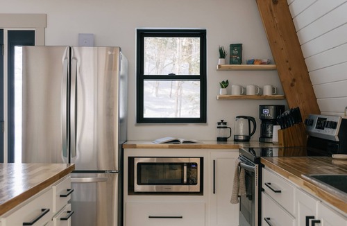 Lisbon House | A-Frame, Hot Tub, Cannon/Loon, Snowmobile Trail, Firepit, EV, Pets, Hiking