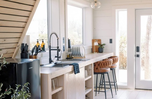 Fredericktown Cabin | A-Frame - Hot Tub - Sleeps 7