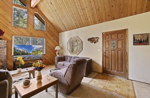 Arnold Ski Chalet | A-Frame Knotty Pine Chalet - Dogs Ok! Game Room with Pool Table, Basketball