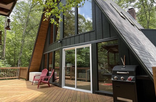 Chambers County Cabin | A-Frame lake house on West Point w/private dock