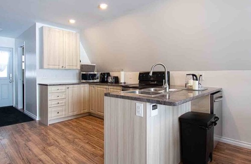 Seguin Cottage | A-Frame of Mind - Three Bedroom Cottage, Sleeps 6