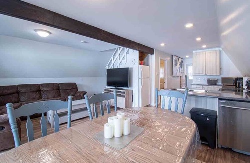 Seguin Cottage | A-Frame of Mind - Three Bedroom Cottage, Sleeps 6