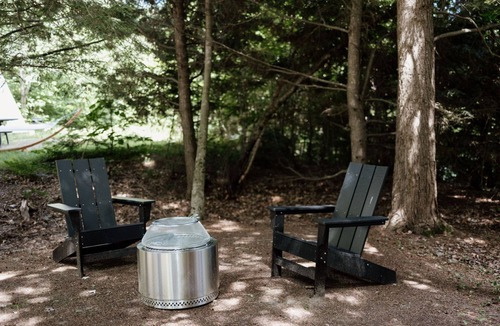 Thornton RV Rental | A-Frame Site 2 | Queen Bed | Pond View