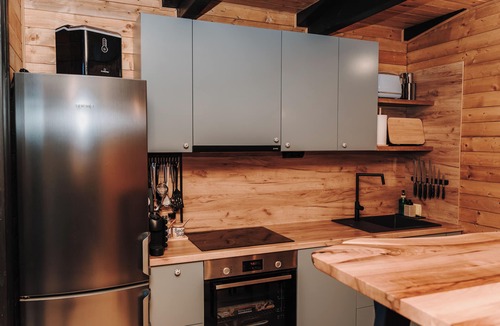 Barilovic Ski Chalet | A-Frame Wellness Chalet 2 Bedrooms Sauna, Jacuzzi & Private Pool