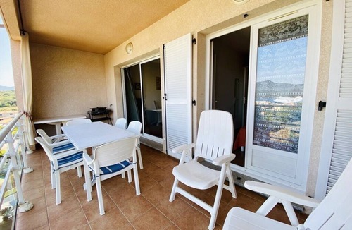 Propriano Apartment | A FUNTANA - two bedrooms, sea view, swimming pool and tennis court (P)