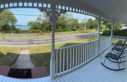 Harwich House | “A Gem” 4BR & 2BA—Private Sandy Beach & Bike Path Access