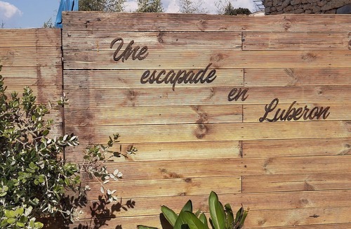 Bonnieux Condo | A getaway in the Luberon