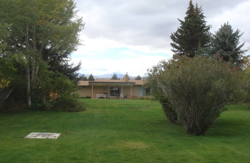 Afton House | A great family property! Mid-century modern house in town