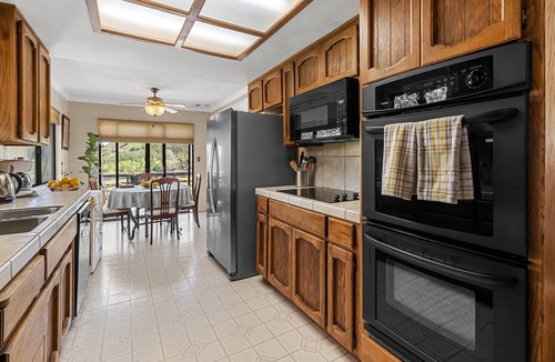 Rancho Calaveras House | A Great Home in a Resort-Like Setting-nPrivate Retreat with pool & River Views