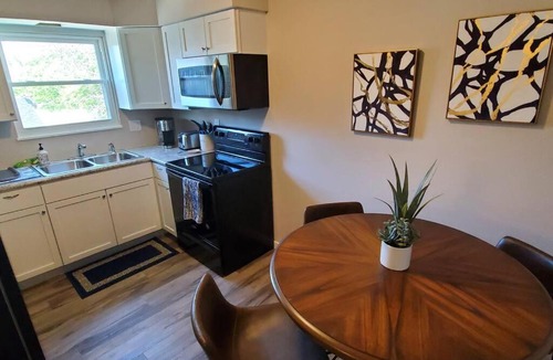 Franklin Apartment | A Great Place to Stay and Work