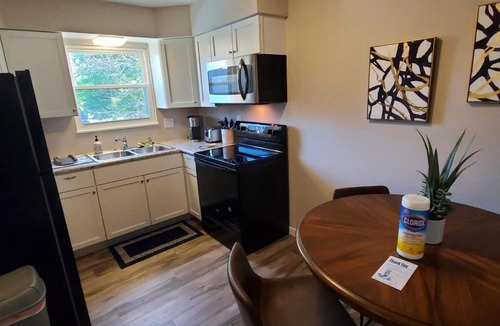 Franklin Apartment | A Great Place to Stay and Work