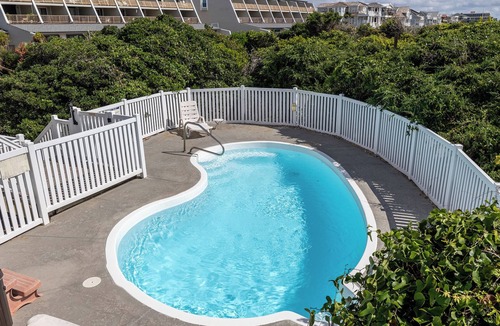 Pine Knoll Shores House | A Gritty Palace - Oceanfront House, 5BR, 4.5BA, Pine Knoll Shores