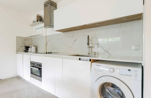 Neuilly-sur-Seine Apartment | A Haven of Peace in Neuilly sur Seine