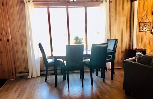 The Bluff Ski Chalet | A Haven of peace on parler beach!