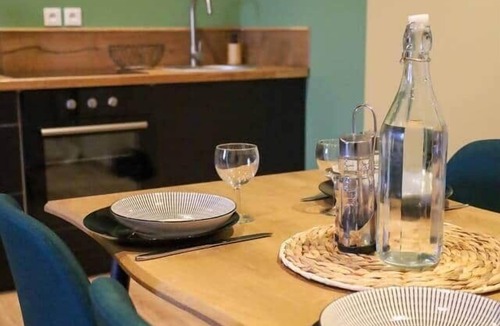 Les Echets Apartment | A haven of peace near Pérouges, charm and comfort