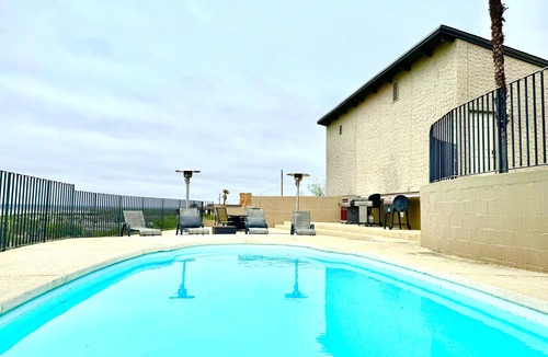 Amistad National Recreational Area House | A Heated Pool With a View!