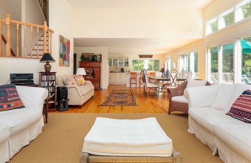 Bridgehampton House | A Hidden Bridgehampton Retreat w/Pool + Tennis