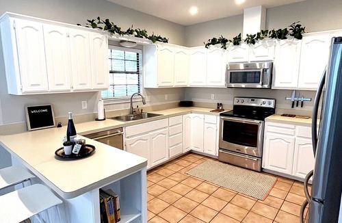 Long Branch Valley House | A Hill Country Escape