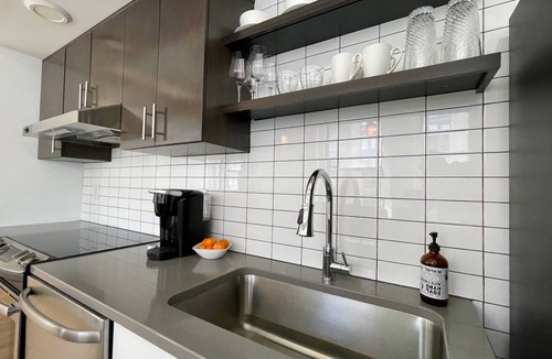 Downtown Omaha Apartment | A historic 1,000 square foot loft in the heart of the Old Market with Howard Street view