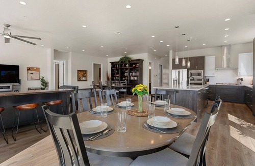 Washington House | A Hole in One: 2 Private Pools Overlooking Golf Course