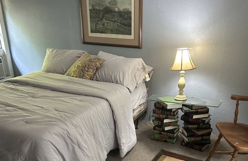 Coffeeville Bed & Breakfast | A Holiday Every Day Grenada Lake, MS!!!!!!