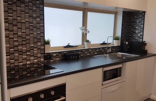 Glenwood Apartment | A home away from home