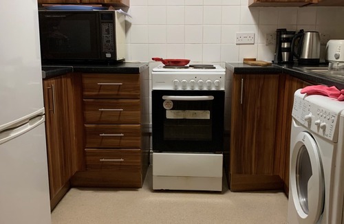 Forest Hill Apartment | A Home Away from Home