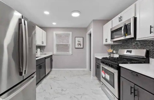 Calumet Heights House | A Home Away From Home!