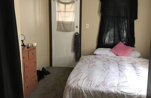 Payne - Phalen Apartment | A home away from home!