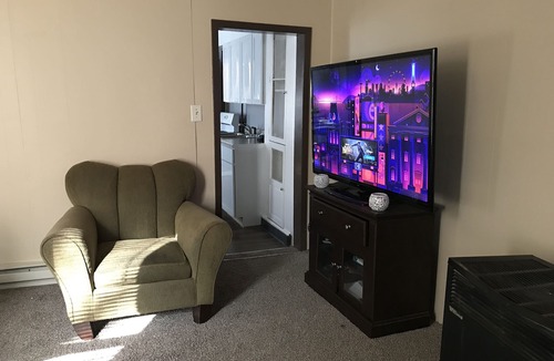 Payne - Phalen Apartment | A home away from home!