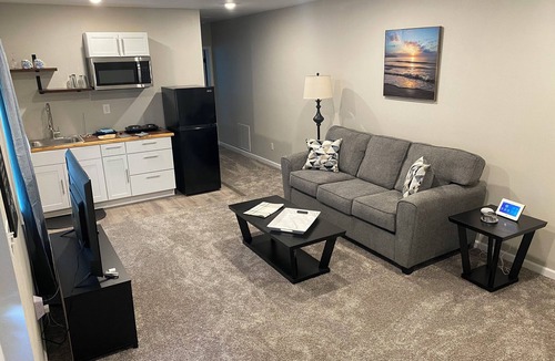 Jefferson City Apartment | A Home Away From Home