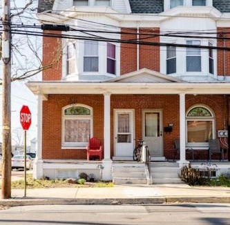 Fleetwood Apartment | A- home -away -from -yours