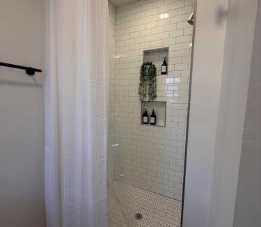 Niagara Falls House | A home in Niagara falls- The Maple and Mist