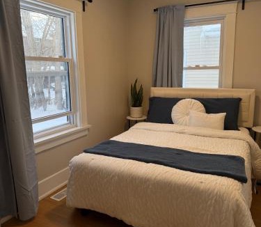 Niagara Falls House | A home in Niagara falls- The Maple and Mist
