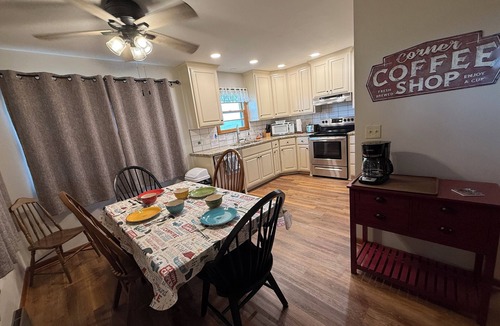 Kay County Cabin | A Home on the Range. 3 bedroom Ranch cabin near Kaw Lake.