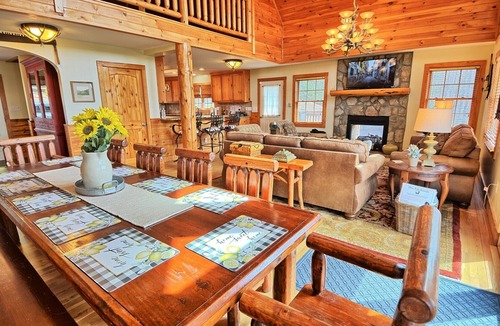 Fleetwood Cabin | A Home Sweet Home: Spacious 5-bedroom cabin in Fleetwood, NC,great for family retreats