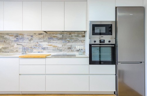 Jerica Apartment | A homely place with views in Jerica