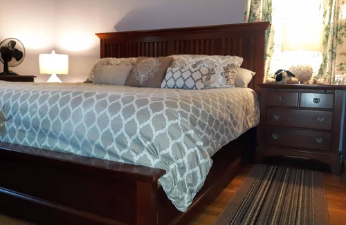 Dumbarton Bed & Breakfast | A house full of steel balls and games