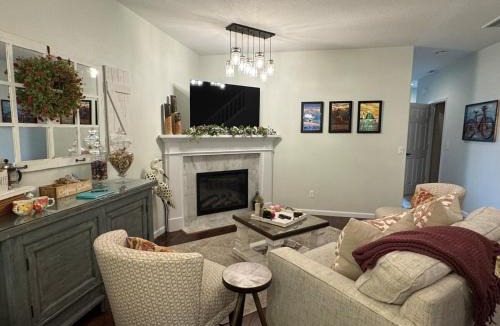 Bull Mountain House | A House On Catalina